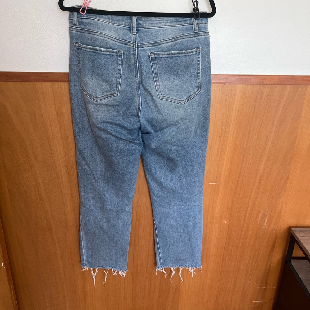 Jeans - Picture 2 of 3